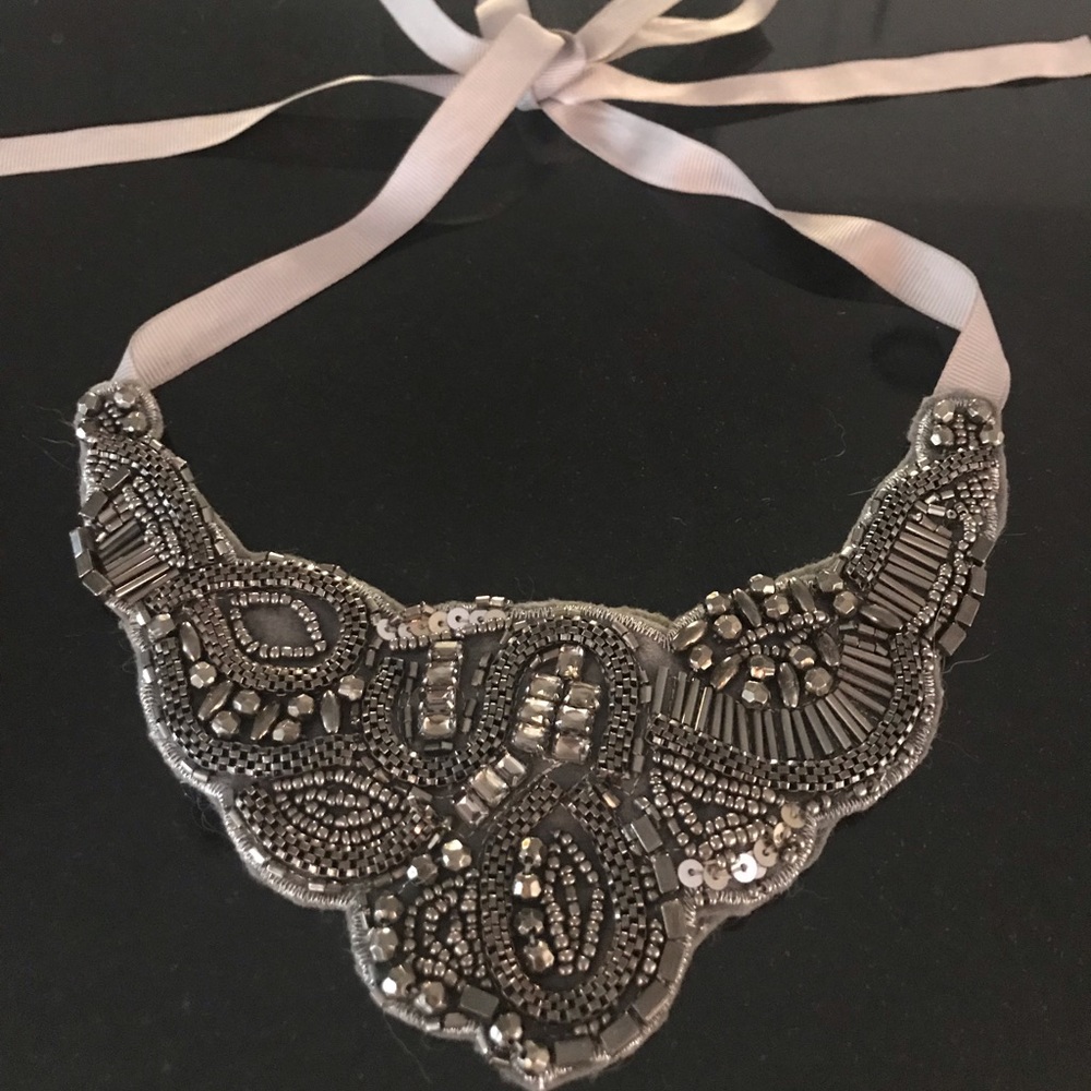 ✨2/$10 | Francescas collections beaded necklace